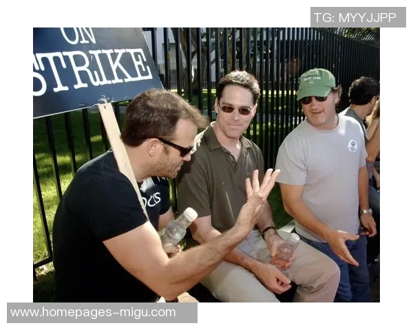 吉布森的传奇人生与创作历程探秘：从音乐到电影的多元艺术之路